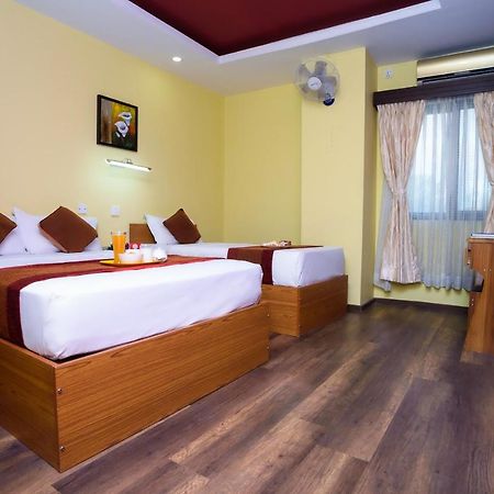 Oyo 105 Hotel Travel Inn 加德满都 外观 照片