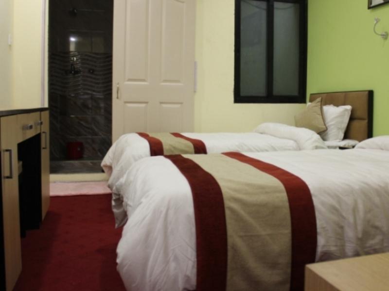 Oyo 105 Hotel Travel Inn 加德满都 外观 照片